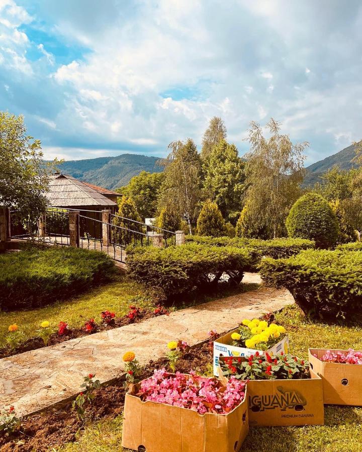 Etno Selo Vranesa Zlatar Hotel โนวาวาโรช ภายนอก รูปภาพ